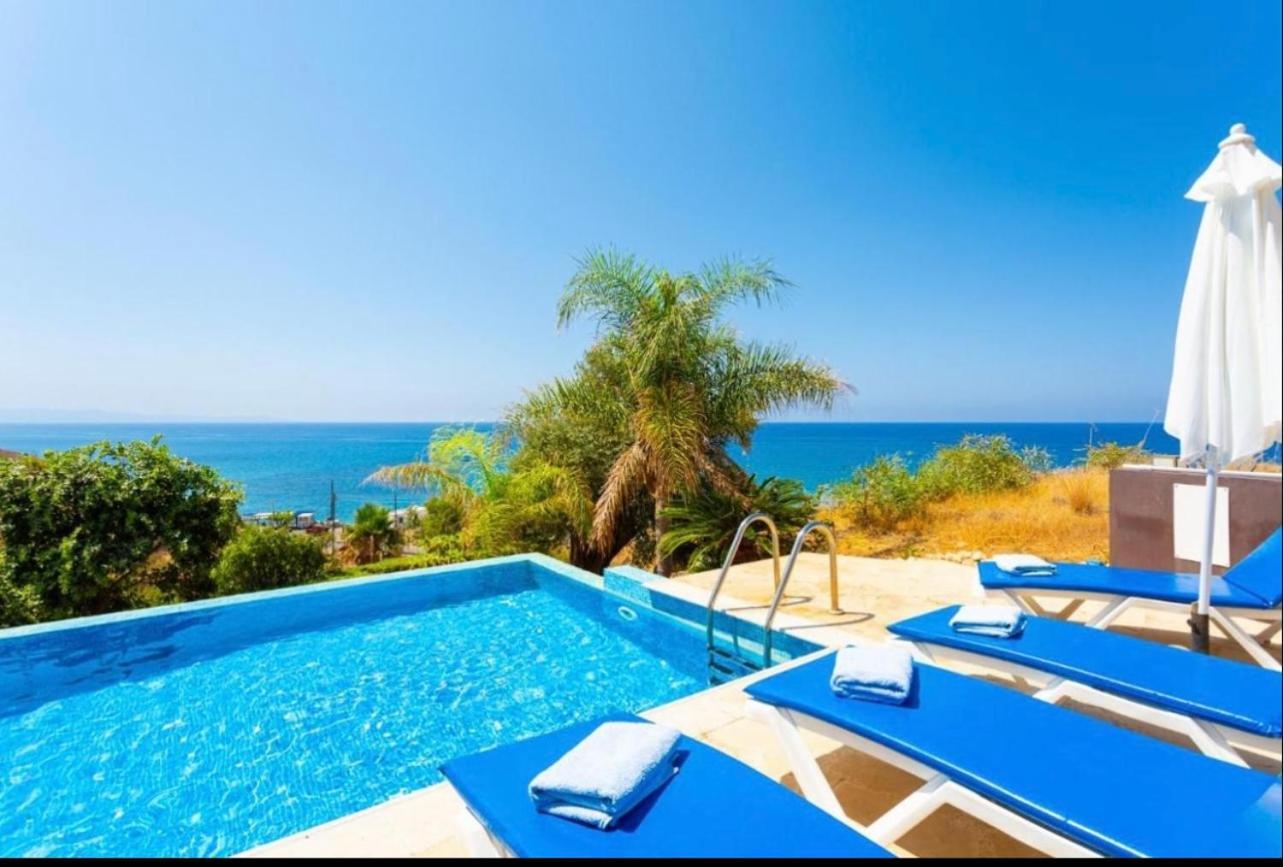 Sunset View Mermaid Villa Pomos Exterior photo