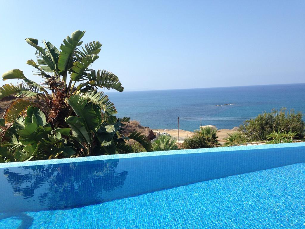 Sunset View Mermaid Villa Pomos Exterior photo